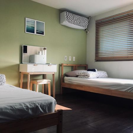 Hongdae Pencil Guesthouse Сеул Экстерьер фото