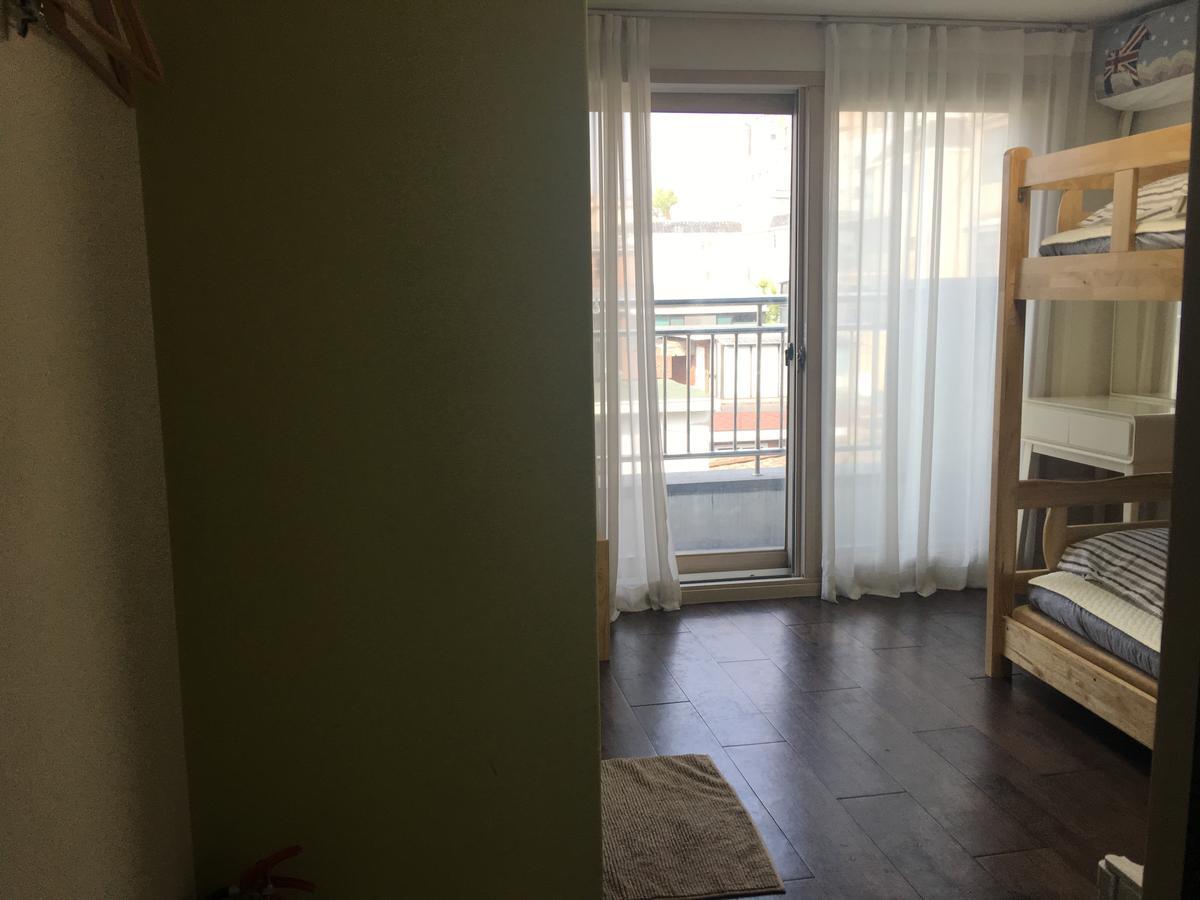 Hongdae Pencil Guesthouse Сеул Экстерьер фото