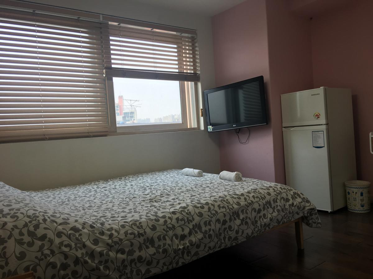 Hongdae Pencil Guesthouse Сеул Экстерьер фото
