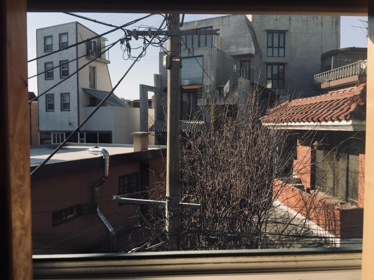 Hongdae Pencil Guesthouse Сеул Экстерьер фото